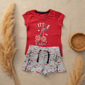 Ensemble t-shirt rouge "Little Cutie" cerises + short rayé – fond bohème