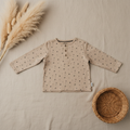 T-shirt beige imprimé planètes boutons col – fond bohème